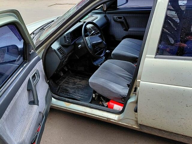 Сірий ВАЗ 2112, об'ємом двигуна 1.5 л та пробігом 250 тис. км за 1700 $, фото 3 на Automoto.ua