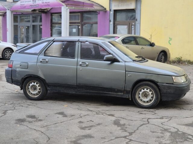 Серый ВАЗ 2112, объемом двигателя 0 л и пробегом 250 тыс. км за 850 $, фото 1 на Automoto.ua