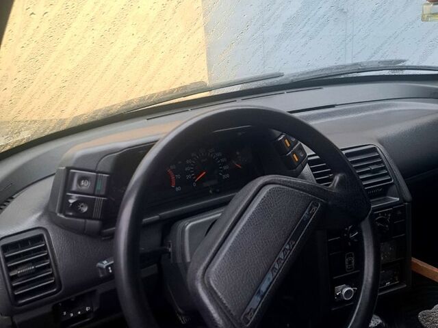 Серый ВАЗ 2112, объемом двигателя 1.5 л и пробегом 267 тыс. км за 1250 $, фото 10 на Automoto.ua