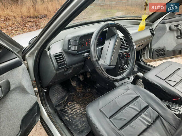 Сірий ВАЗ 2112, об'ємом двигуна 1.5 л та пробігом 200 тис. км за 2150 $, фото 10 на Automoto.ua