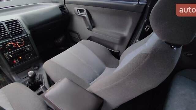 Серый ВАЗ 2112, объемом двигателя 1.5 л и пробегом 350 тыс. км за 1900 $, фото 16 на Automoto.ua