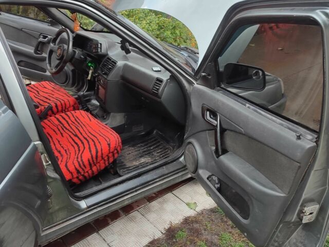 Серый ВАЗ 2112, объемом двигателя 1.5 л и пробегом 250 тыс. км за 1432 $, фото 14 на Automoto.ua