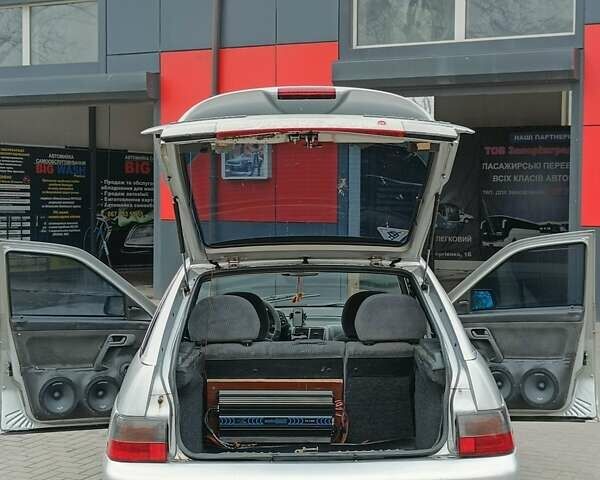 Серый ВАЗ 2112, объемом двигателя 1.5 л и пробегом 258 тыс. км за 2500 $, фото 12 на Automoto.ua