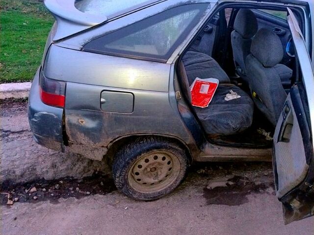 Серый ВАЗ 2112, объемом двигателя 1.5 л и пробегом 0 тыс. км за 750 $, фото 9 на Automoto.ua