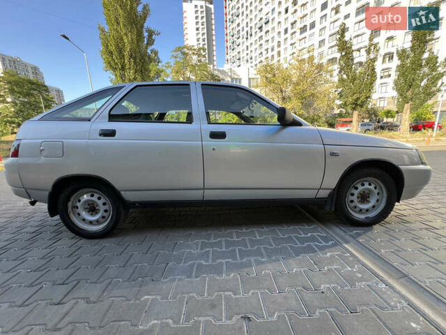 Сірий ВАЗ 2112, об'ємом двигуна 1.5 л та пробігом 216 тис. км за 2000 $, фото 5 на Automoto.ua