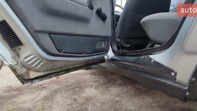 Серый ВАЗ 2112, объемом двигателя 1.5 л и пробегом 350 тыс. км за 1900 $, фото 21 на Automoto.ua