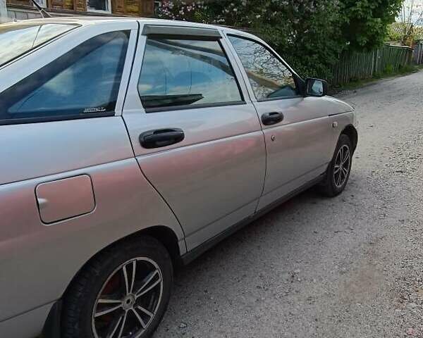Серый ВАЗ 2112, объемом двигателя 1.5 л и пробегом 200 тыс. км за 1850 $, фото 2 на Automoto.ua