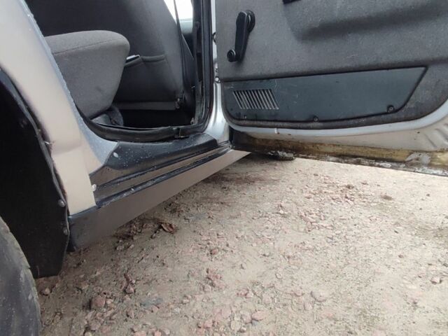 Серый ВАЗ 2112, объемом двигателя 1.5 л и пробегом 350 тыс. км за 1900 $, фото 22 на Automoto.ua