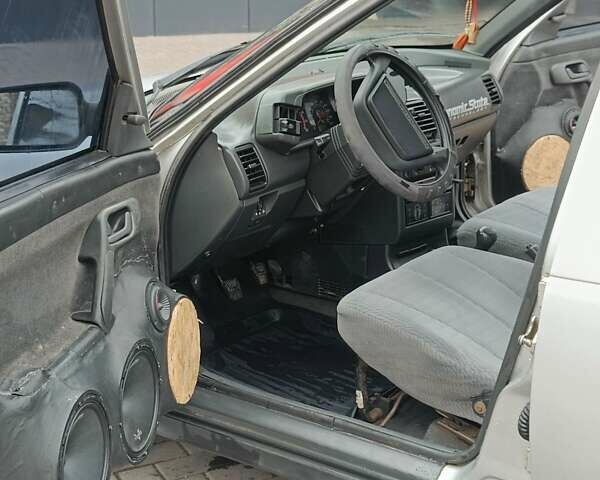 Серый ВАЗ 2112, объемом двигателя 1.5 л и пробегом 258 тыс. км за 2500 $, фото 7 на Automoto.ua