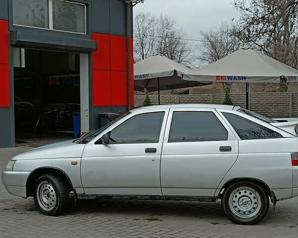 Серый ВАЗ 2112, объемом двигателя 1.5 л и пробегом 258 тыс. км за 2500 $, фото 5 на Automoto.ua