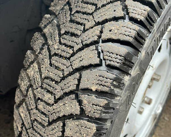 Серый ВАЗ 2112, объемом двигателя 1.6 л и пробегом 250 тыс. км за 2300 $, фото 4 на Automoto.ua