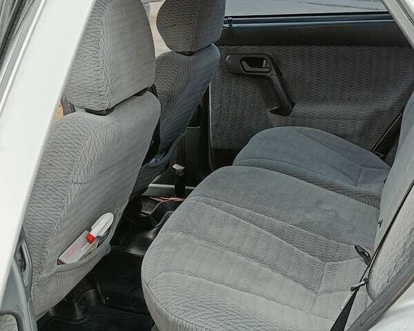 Серый ВАЗ 2112, объемом двигателя 1.5 л и пробегом 258 тыс. км за 2500 $, фото 9 на Automoto.ua