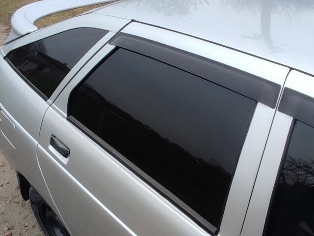 Серый ВАЗ 2112, объемом двигателя 1.5 л и пробегом 350 тыс. км за 1900 $, фото 10 на Automoto.ua