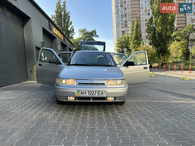 Сірий ВАЗ 2112, об'ємом двигуна 1.5 л та пробігом 216 тис. км за 2000 $, фото 1 на Automoto.ua