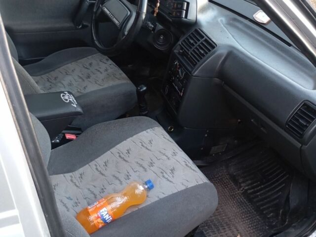 Серый ВАЗ 2112, объемом двигателя 0 л и пробегом 250 тыс. км за 1700 $, фото 3 на Automoto.ua