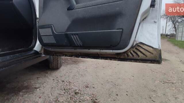 Серый ВАЗ 2112, объемом двигателя 1.5 л и пробегом 350 тыс. км за 1900 $, фото 19 на Automoto.ua