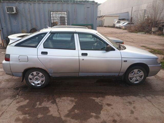 Серый ВАЗ 2112, объемом двигателя 1.6 л и пробегом 307 тыс. км за 1100 $, фото 1 на Automoto.ua