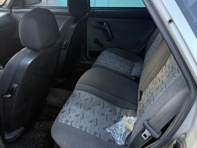 Серый ВАЗ 2112, объемом двигателя 1.6 л и пробегом 99 тыс. км за 1499 $, фото 6 на Automoto.ua