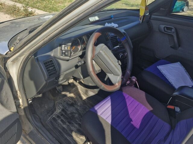 Серый ВАЗ 2112, объемом двигателя 1.6 л и пробегом 185 тыс. км за 1500 $, фото 3 на Automoto.ua