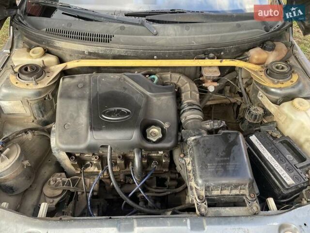 Серый ВАЗ 2112, объемом двигателя 1.6 л и пробегом 200 тыс. км за 950 $, фото 5 на Automoto.ua