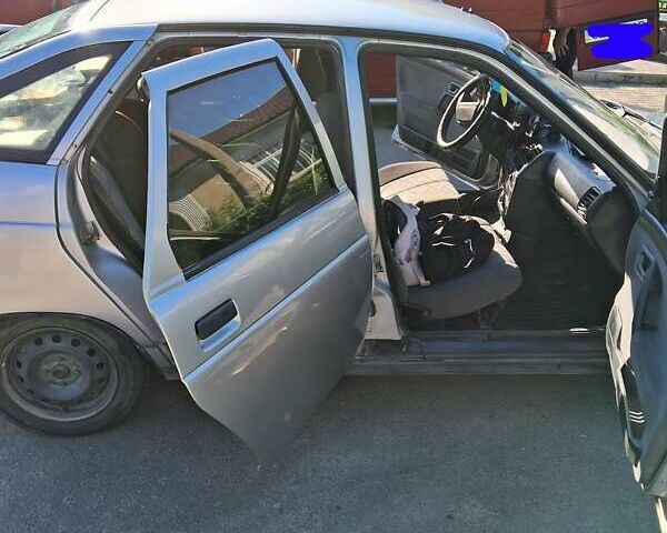 Сірий ВАЗ 2112, об'ємом двигуна 1.6 л та пробігом 230 тис. км за 1900 $, фото 2 на Automoto.ua