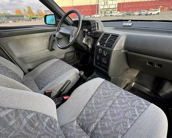 Сірий ВАЗ 2112, об'ємом двигуна 1.6 л та пробігом 75 тис. км за 2500 $, фото 4 на Automoto.ua