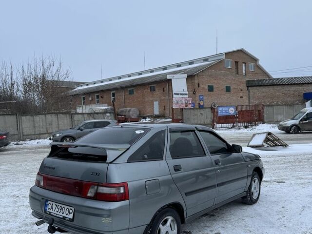 Серый ВАЗ 2112, объемом двигателя 1.6 л и пробегом 200 тыс. км за 1450 $, фото 2 на Automoto.ua