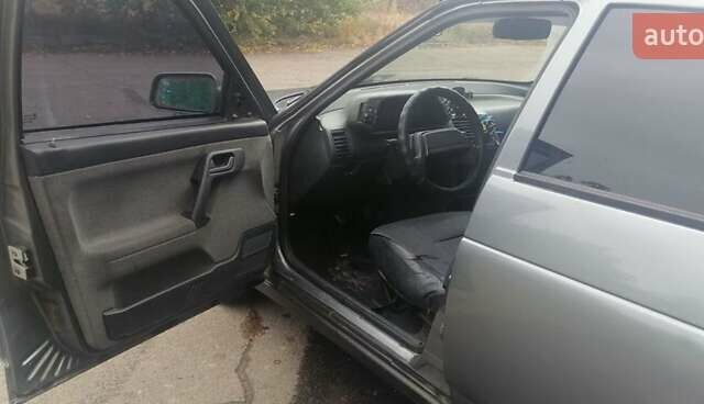 Серый ВАЗ 2112, объемом двигателя 1.6 л и пробегом 226 тыс. км за 2700 $, фото 15 на Automoto.ua