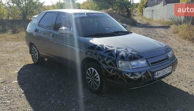 Серый ВАЗ 2112, объемом двигателя 1.6 л и пробегом 226 тыс. км за 2700 $, фото 13 на Automoto.ua