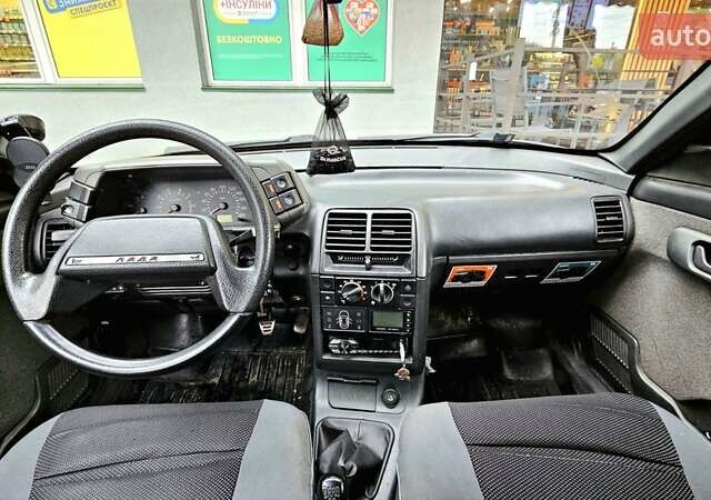 Сірий ВАЗ 2112, об'ємом двигуна 1.59 л та пробігом 177 тис. км за 1150 $, фото 9 на Automoto.ua
