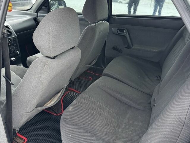 Серый ВАЗ 2112, объемом двигателя 1.6 л и пробегом 200 тыс. км за 1450 $, фото 6 на Automoto.ua