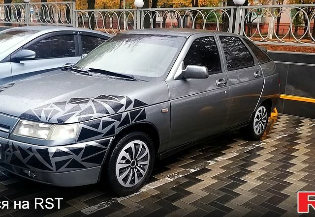 Серый ВАЗ 2112, объемом двигателя 1.6 л и пробегом 226 тыс. км за 2500 $, фото 2 на Automoto.ua