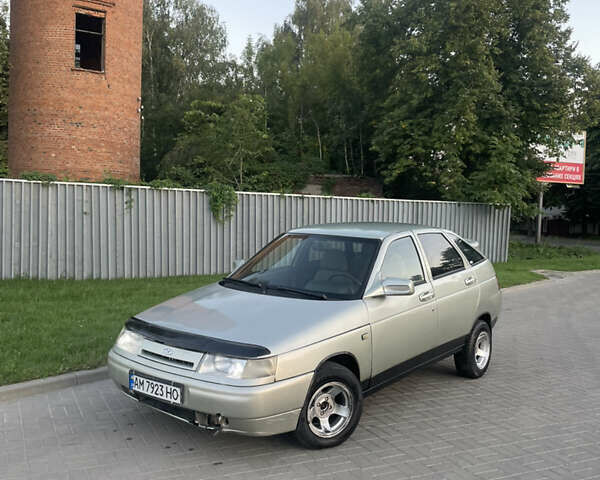 Серый ВАЗ 2112, объемом двигателя 1.6 л и пробегом 195 тыс. км за 1650 $, фото 2 на Automoto.ua