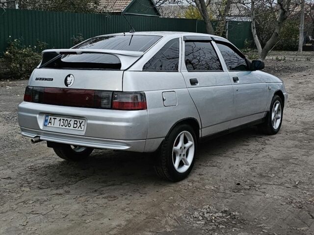 Серый ВАЗ 2112, объемом двигателя 1.6 л и пробегом 240 тыс. км за 2000 $, фото 3 на Automoto.ua