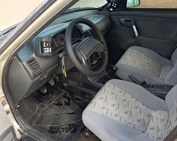 Сірий ВАЗ 2112, об'ємом двигуна 1.6 л та пробігом 214 тис. км за 1650 $, фото 6 на Automoto.ua