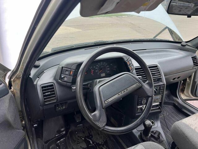 Серый ВАЗ 2112, объемом двигателя 1.6 л и пробегом 130 тыс. км за 1500 $, фото 4 на Automoto.ua