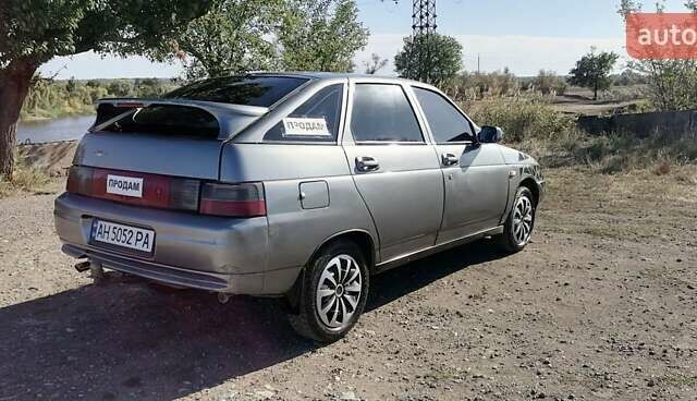 Серый ВАЗ 2112, объемом двигателя 1.6 л и пробегом 226 тыс. км за 2700 $, фото 9 на Automoto.ua