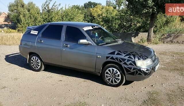 Серый ВАЗ 2112, объемом двигателя 1.6 л и пробегом 226 тыс. км за 2700 $, фото 2 на Automoto.ua