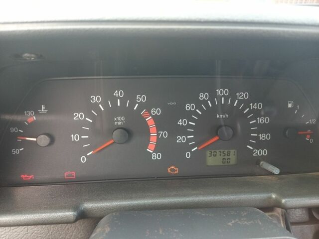 Серый ВАЗ 2112, объемом двигателя 1.6 л и пробегом 307 тыс. км за 1100 $, фото 4 на Automoto.ua