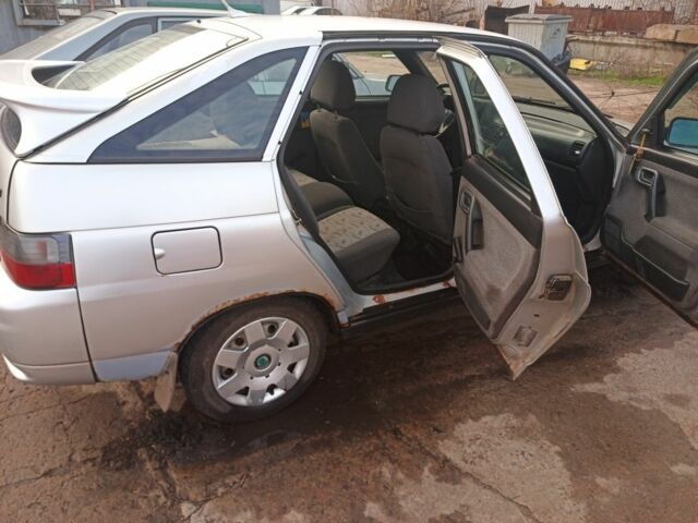 Серый ВАЗ 2112, объемом двигателя 1.6 л и пробегом 307 тыс. км за 1100 $, фото 7 на Automoto.ua