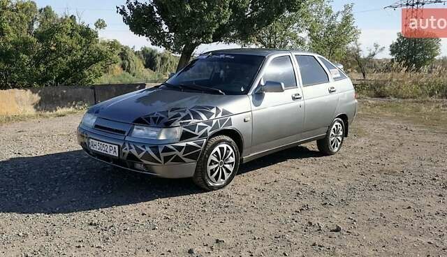 Серый ВАЗ 2112, объемом двигателя 1.6 л и пробегом 226 тыс. км за 2700 $, фото 12 на Automoto.ua