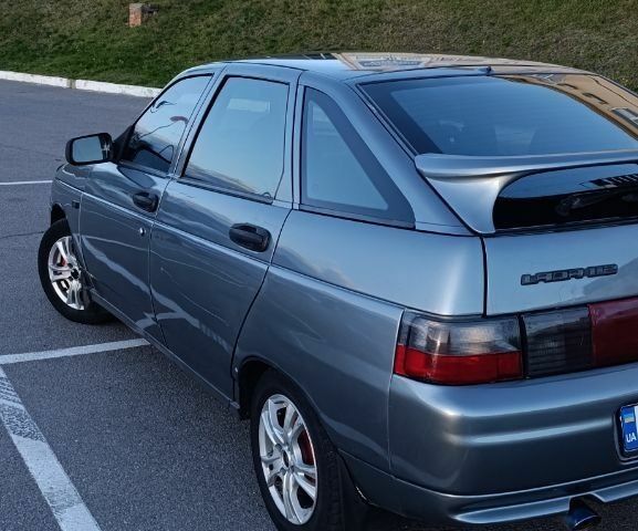 ВАЗ 2112 2005 в Виннице на Automoto.ua Серый ВАЗ 2112, объемом двигателя 1.6 л и пробегом 2 тыс. км за 2200 $, фото 2 на Automoto.ua