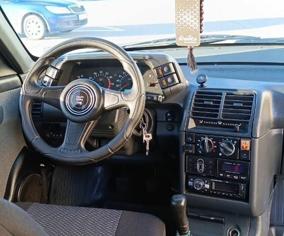 ВАЗ 2112 2005 в Виннице на Automoto.ua Серый ВАЗ 2112, объемом двигателя 1.6 л и пробегом 2 тыс. км за 2200 $, фото 3 на Automoto.ua