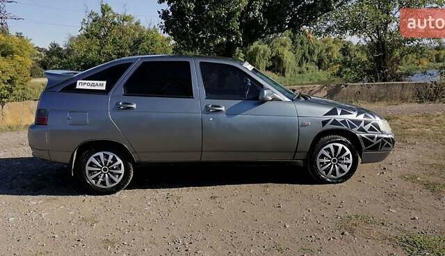 Серый ВАЗ 2112, объемом двигателя 1.6 л и пробегом 226 тыс. км за 2700 $, фото 8 на Automoto.ua