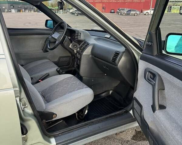 Сірий ВАЗ 2112, об'ємом двигуна 1.6 л та пробігом 75 тис. км за 2500 $, фото 5 на Automoto.ua