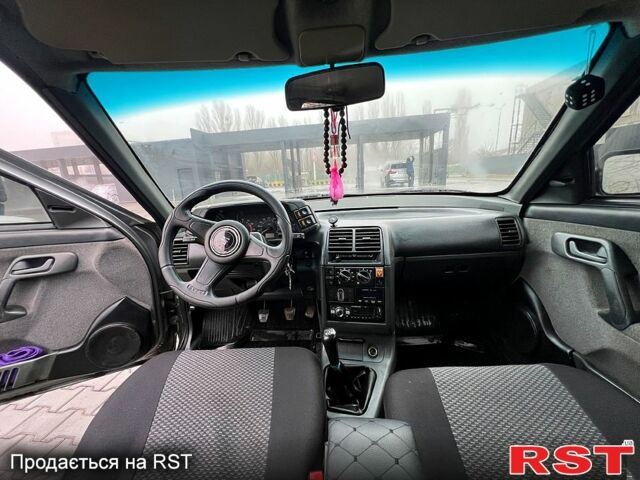 Сірий ВАЗ 2112, об'ємом двигуна 1.6 л та пробігом 0 тис. км за 1800 $, фото 12 на Automoto.ua