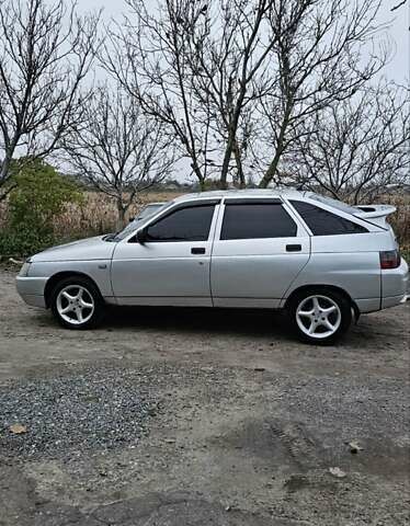 Серый ВАЗ 2112, объемом двигателя 1.6 л и пробегом 240 тыс. км за 2000 $, фото 1 на Automoto.ua