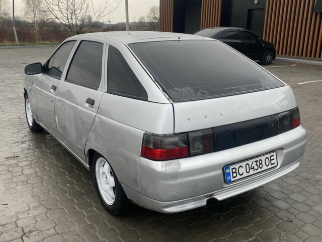 Серый ВАЗ 2112, объемом двигателя 1.6 л и пробегом 262 тыс. км за 950 $, фото 5 на Automoto.ua
