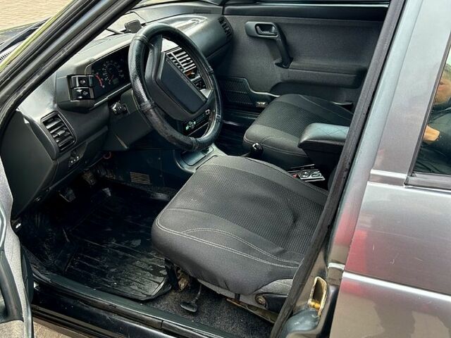 Сірий ВАЗ 2112, об'ємом двигуна 1.6 л та пробігом 270 тис. км за 1900 $, фото 2 на Automoto.ua