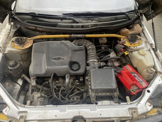 Серый ВАЗ 2112, объемом двигателя 1.6 л и пробегом 262 тыс. км за 950 $, фото 10 на Automoto.ua